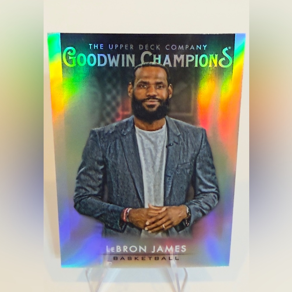 2021 Upper Deck Goodwin Champions # 50 Lebron James holographic card